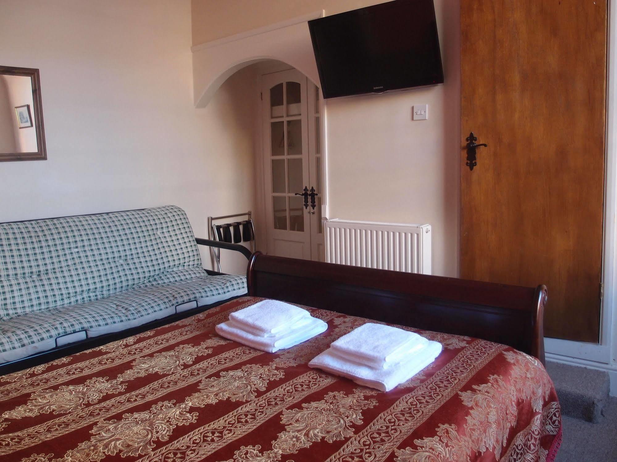 Royal Britannia Hotel Ілфракомб Екстер'єр фото